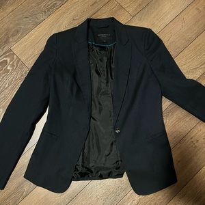 Blazer : excellent condition 15$ each or 50$ for the three blazers !